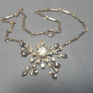 VTG Silver Tone Snowflake Necklace with Clear Crystal Accents